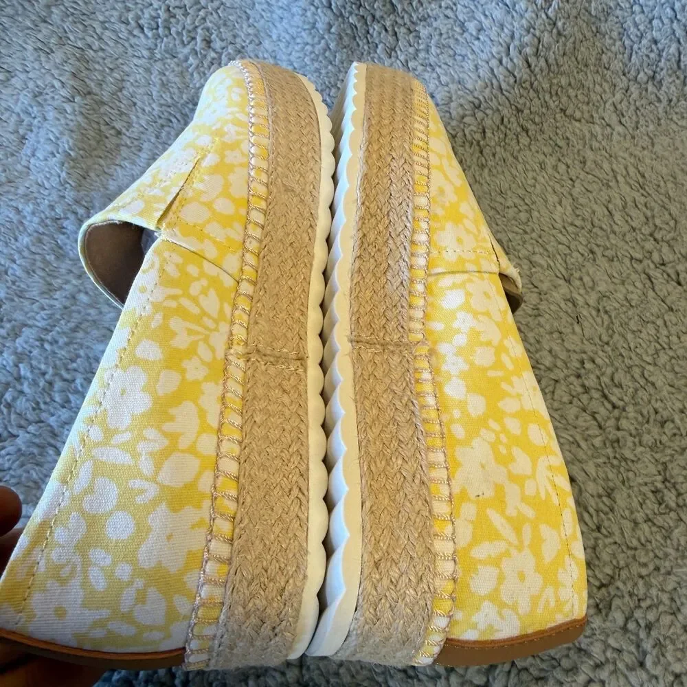 DR. SCHOLLS Shoes Womens 7 Yellow Floral Espadrille Platform Slip-On Loafers